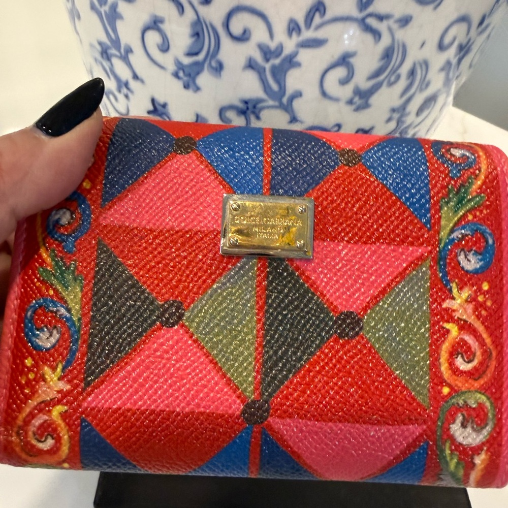 Dolce & Gabbana Pink Floral Wallet - Picture 2 of 5